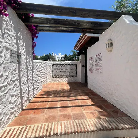 アパート Benavista Paradise *